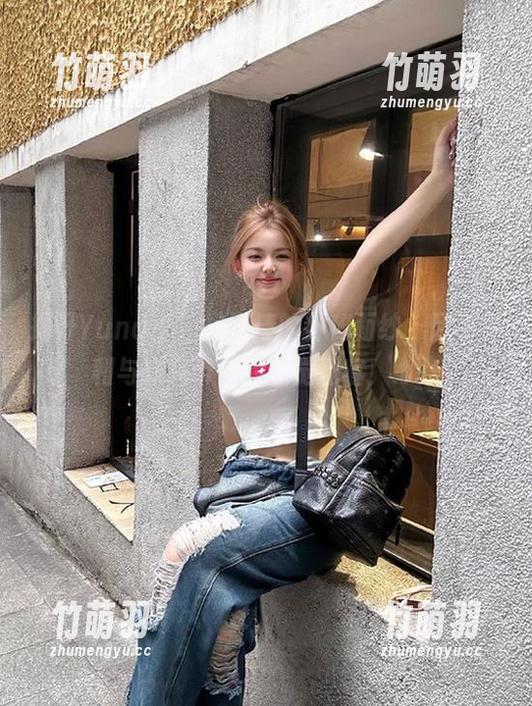 揭开Yuna (윤아)剧情的神秘面纱，尽享福利与作品带来的视觉盛宴！.txt